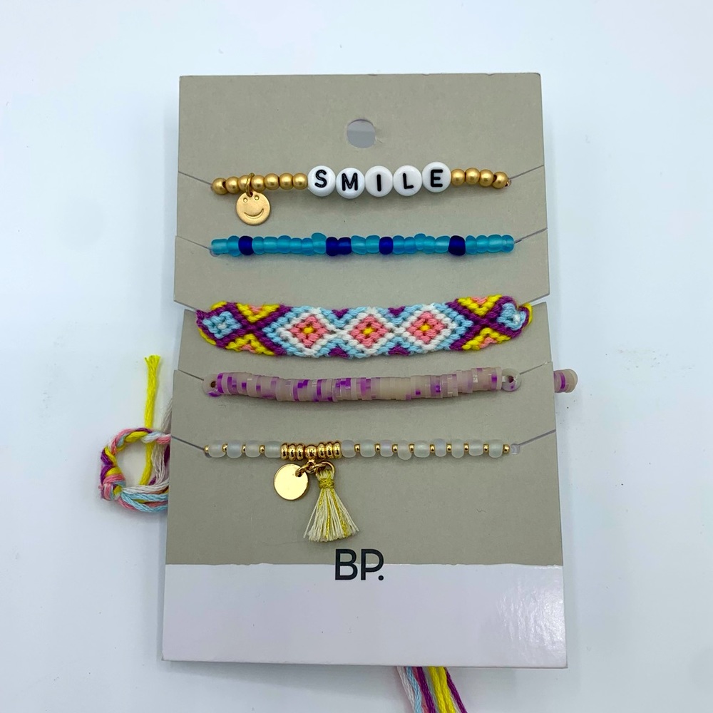 bp Smile Beaded Bracelet Set